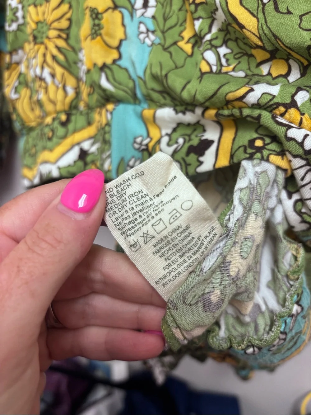 Tiny Anthropologie Long Sleeve Printed V Neck Top